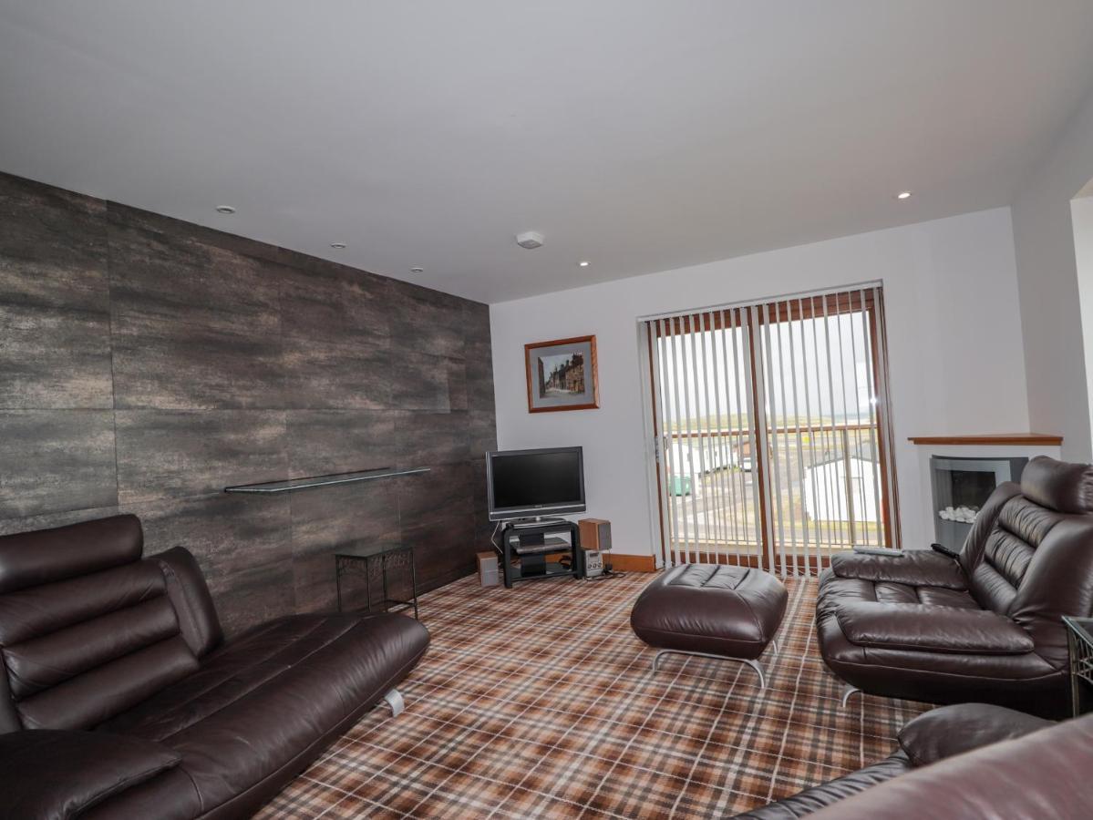Lossiemouth Bay Cottage Экстерьер фото