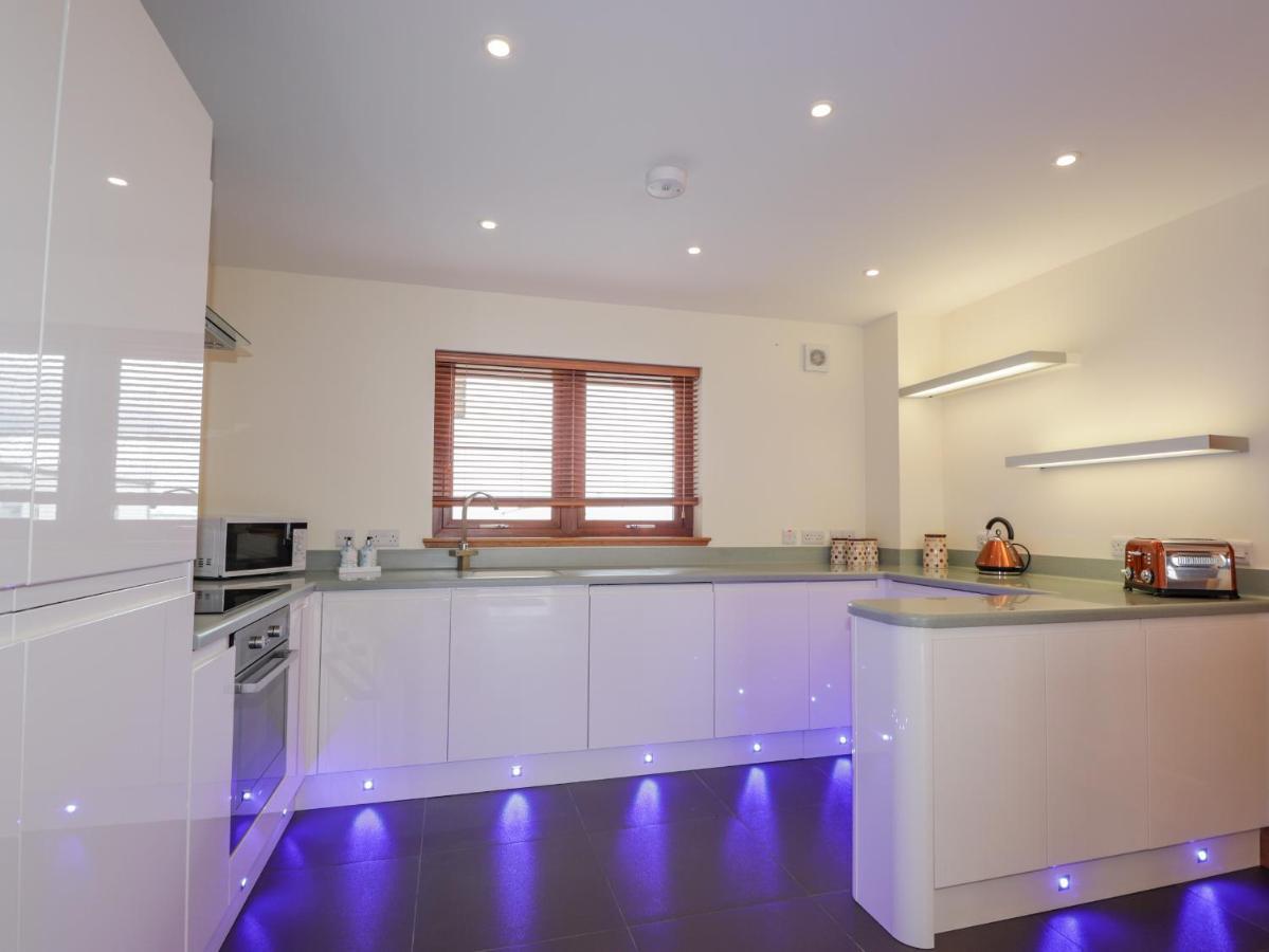Lossiemouth Bay Cottage Экстерьер фото